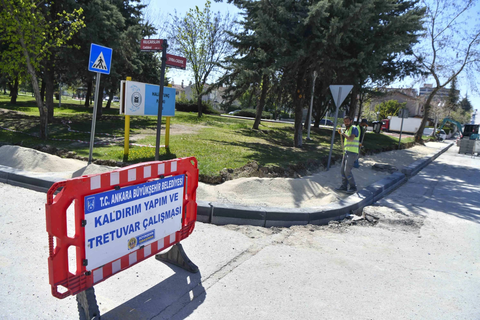 ABB'de kaldırım çalışmaları tam gaz