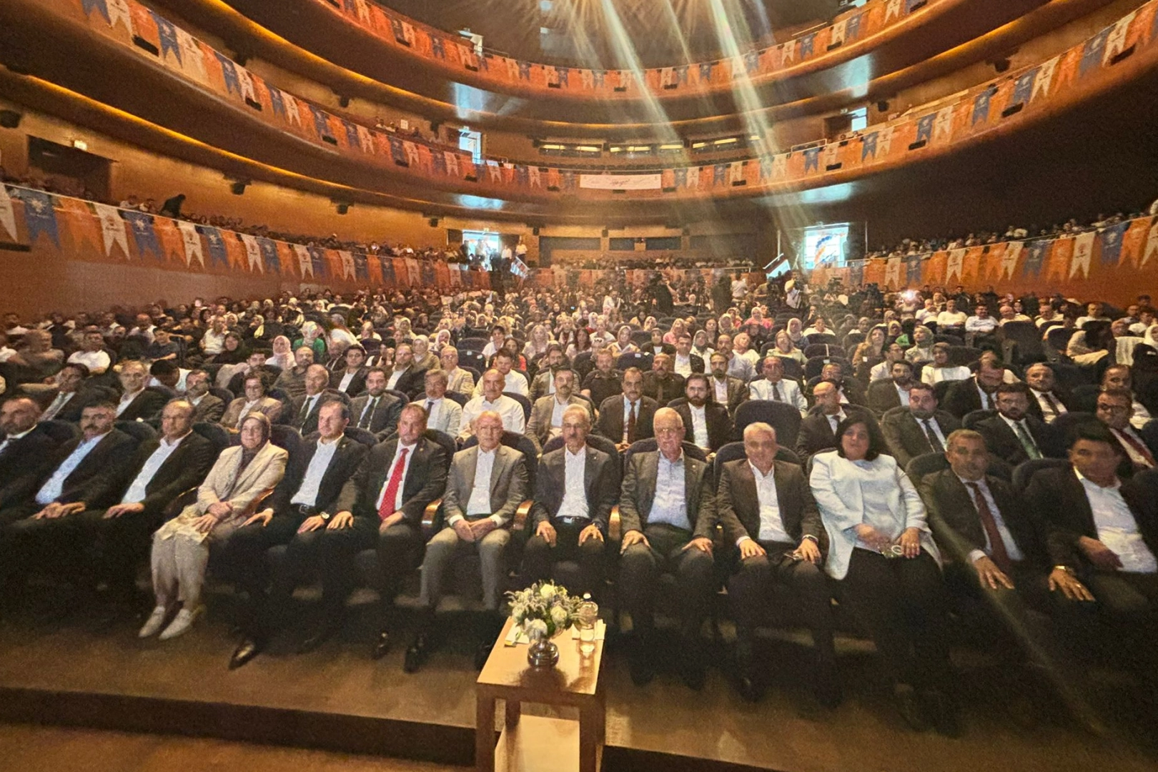 AK Parti 57. Bursa İl Danışma Meclisi toplandı... Ulaşımdan Bursa’ya 266,8 milyar TL’lik yatırım müjdesi AK Parti 57. Bursa İl Danışma Meclisi toplandı... Ulaşımdan Bursa’ya 266,8 milyar TL’lik yatırım müjdesi
