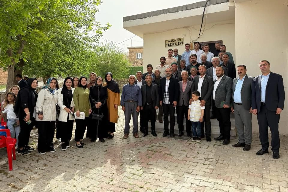 AK Parti Mardin 701 mahallede vatandaşların taleplerini dinleyecek AK Parti Mardin 701 mahallede vatandaşların taleplerini dinleyecek