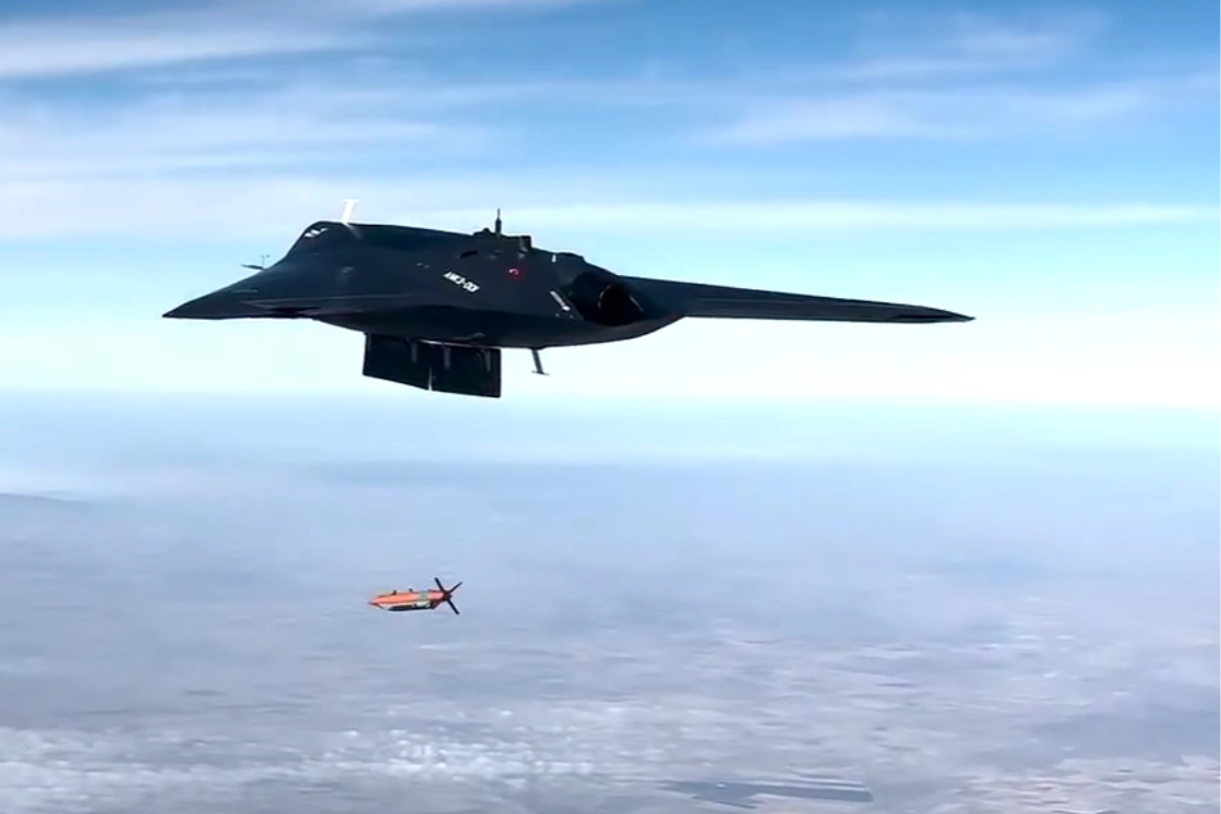 ANKA III test uçuşunda kontrollü acil iniş!