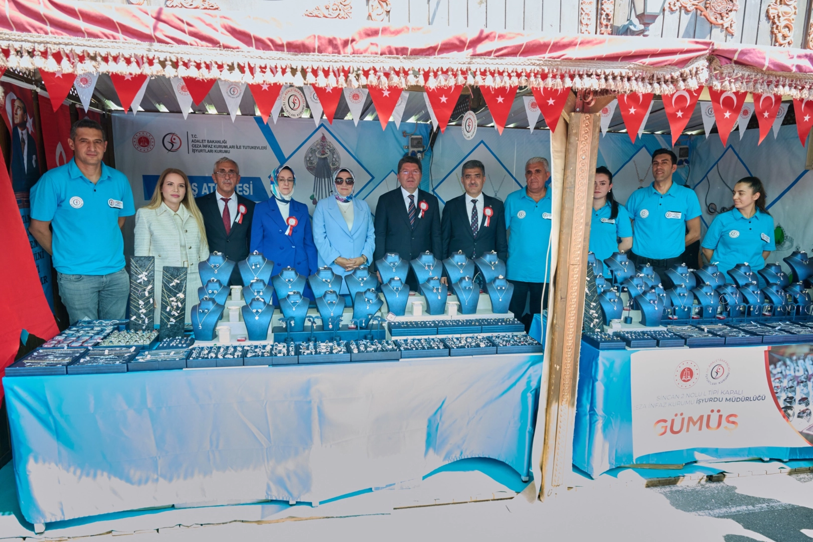 Ankara'da 'İşyurtları Ürün ve El Sanatları' görücüye çıktı