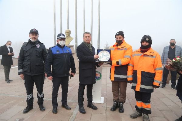 Ankara Gölbaşı'nda Başkan Şimşek’e davullu zurnalı karşılama