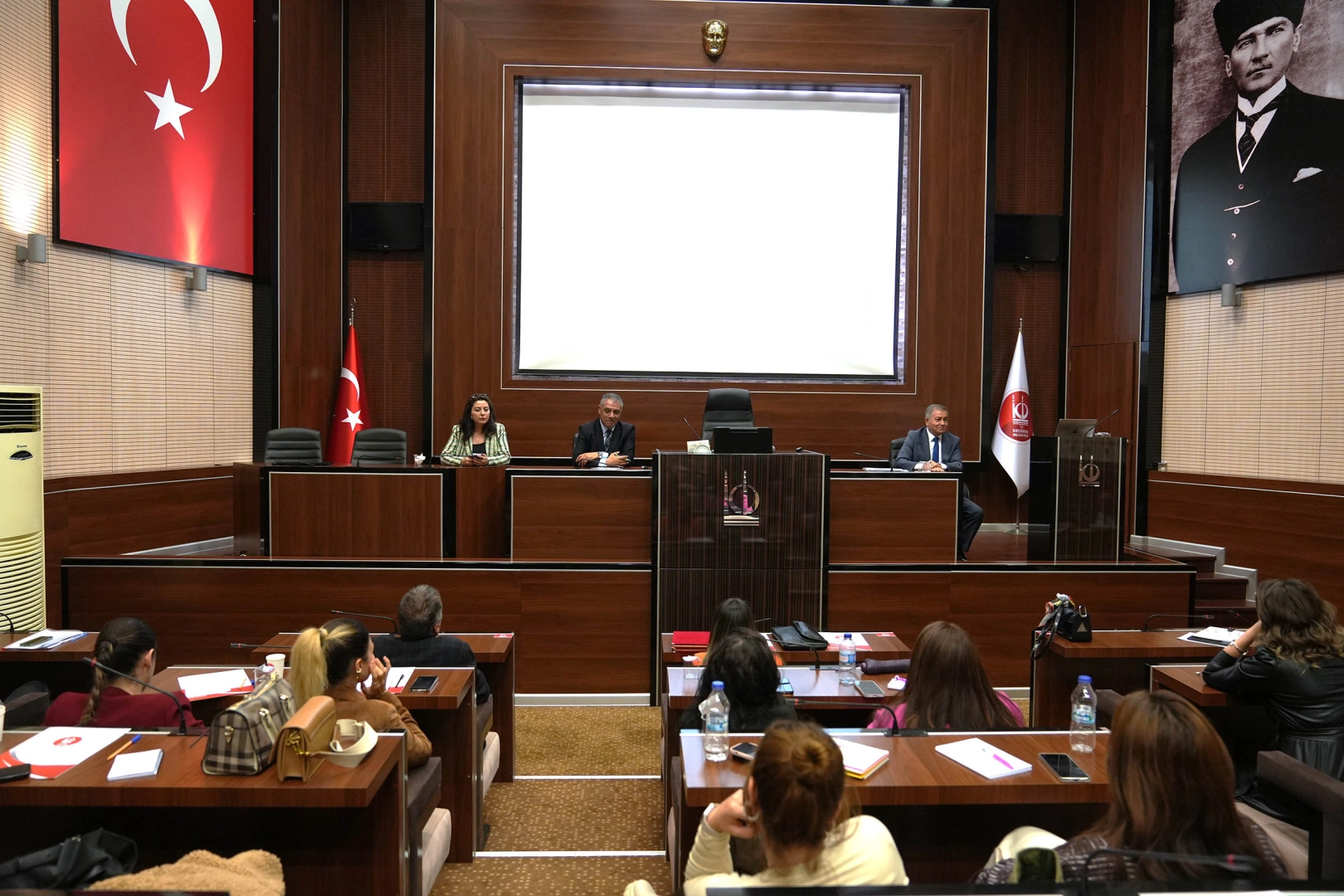 Ankara Keçiören’de personele 'Kentsel Dönüşüm' eğitimi Ankara Keçiören’de personele 'Kentsel Dönüşüm' eğitimi