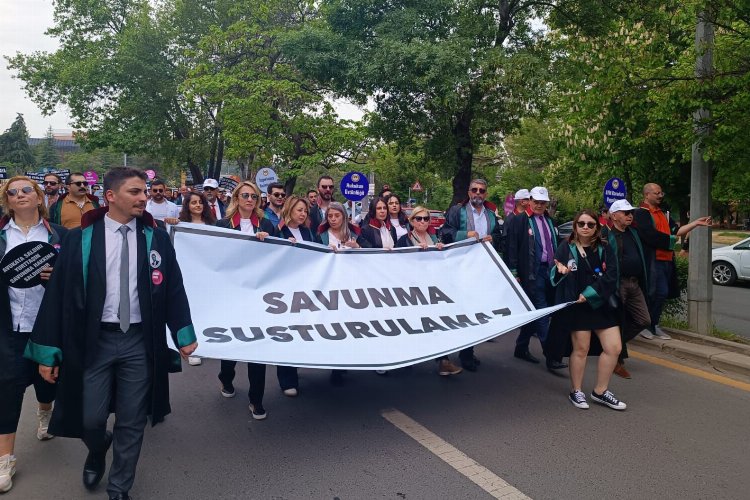 Avukatlardan 'Büyük Savunma' mitingi