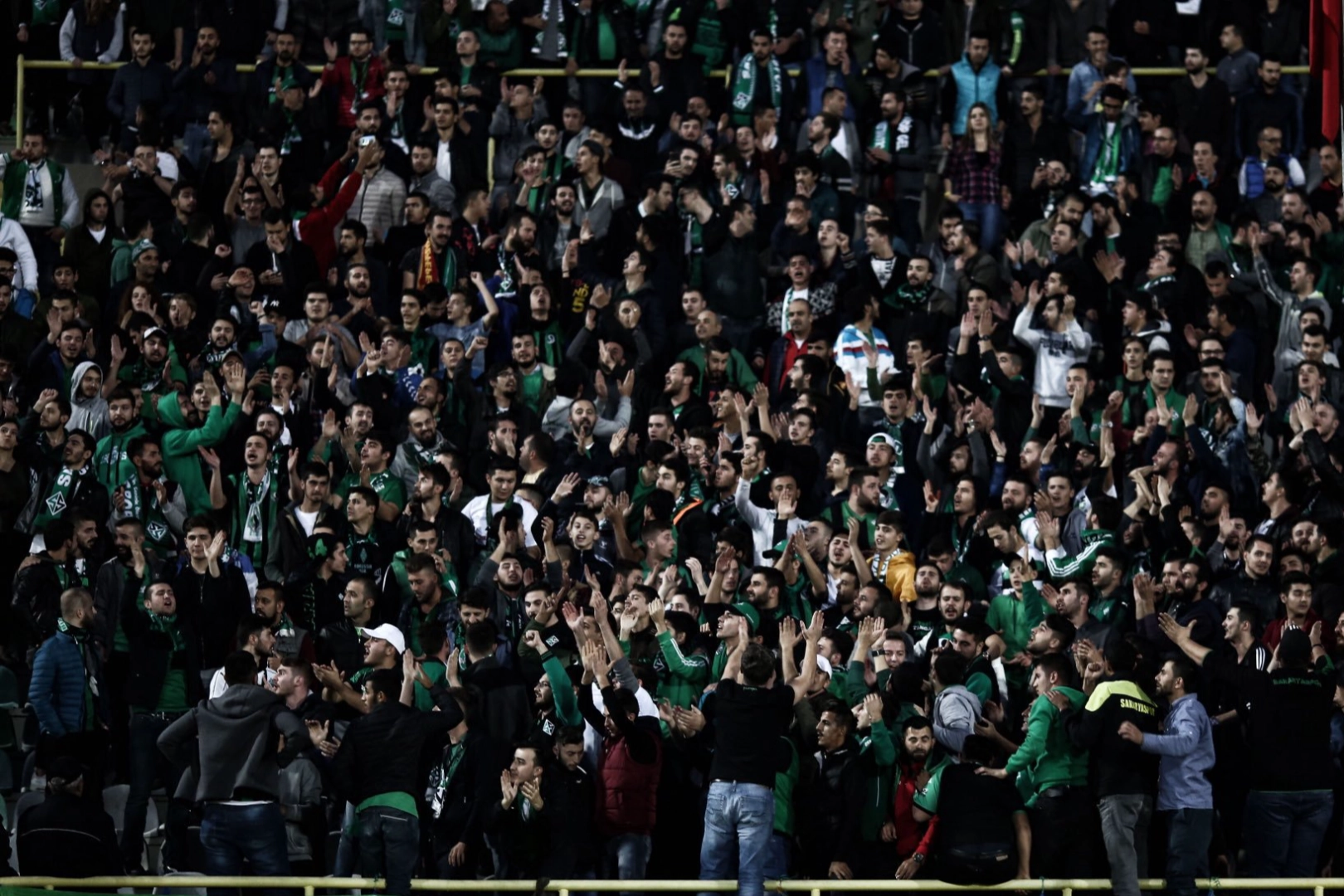 Başkan Alemdar’dan Sakaryaspor’a destek Başkan Alemdar’dan Sakaryaspor’a destek