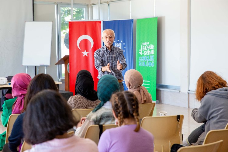 Bursa'da 'edebiyat ve yazı kampı' başladı