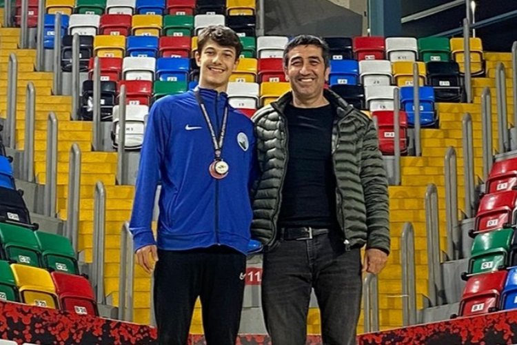 Bursa Osmangazili atletten önemli başarı