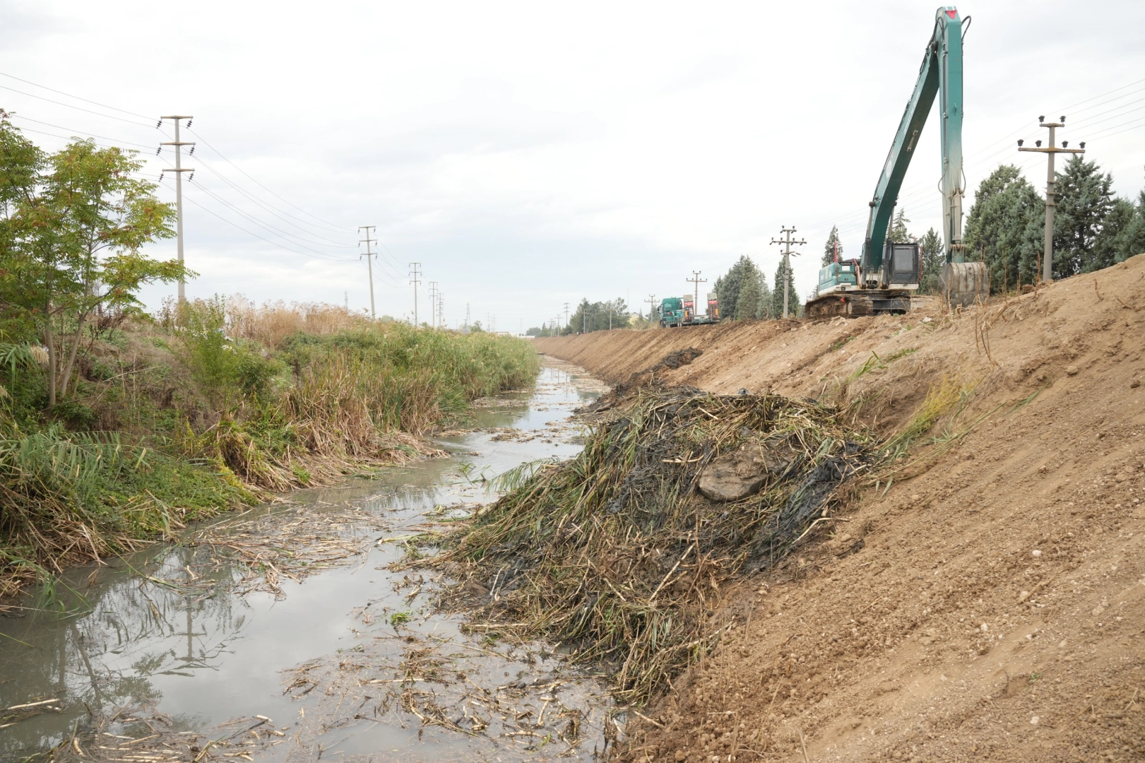 Bursa Yenişehir'de kanallarda kapsamlı temizlik