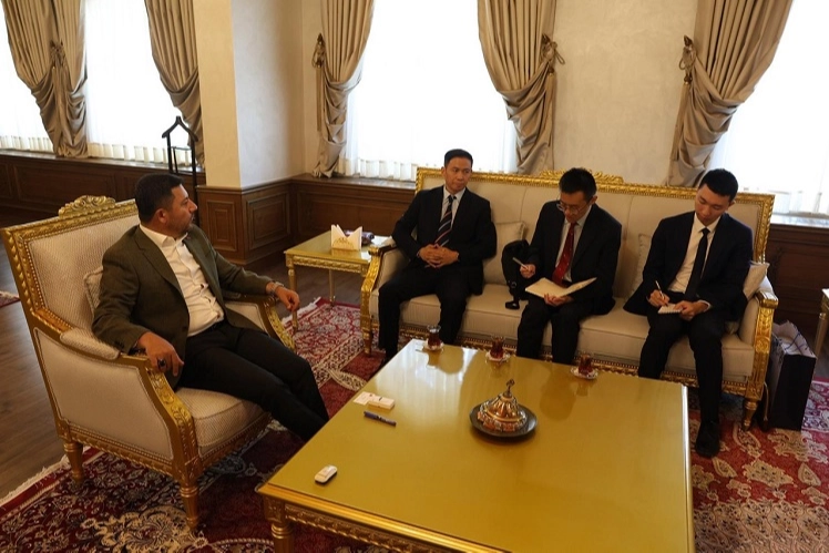 Çin Büyükelçiliği heyetinden Arı'ya ziyaret