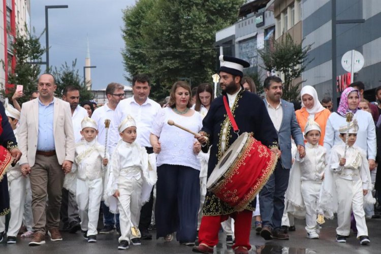 Düzce'de toplu sünnet şöleni