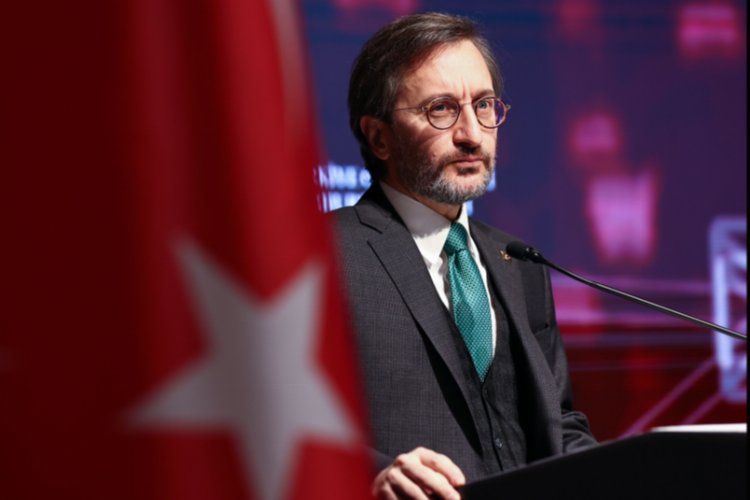 Fahrettin Altun'dan 'tek yürek' paylaşımı