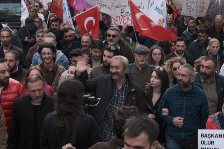 Fatih Mehmet Maçoğlu'ndan Kadıköy'de gövde gösterisi