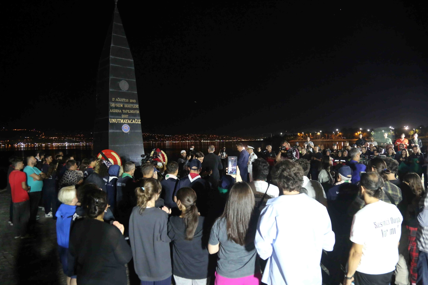 Gölcük deprem şehitleri acının 26. Yılında dualarla anılacak