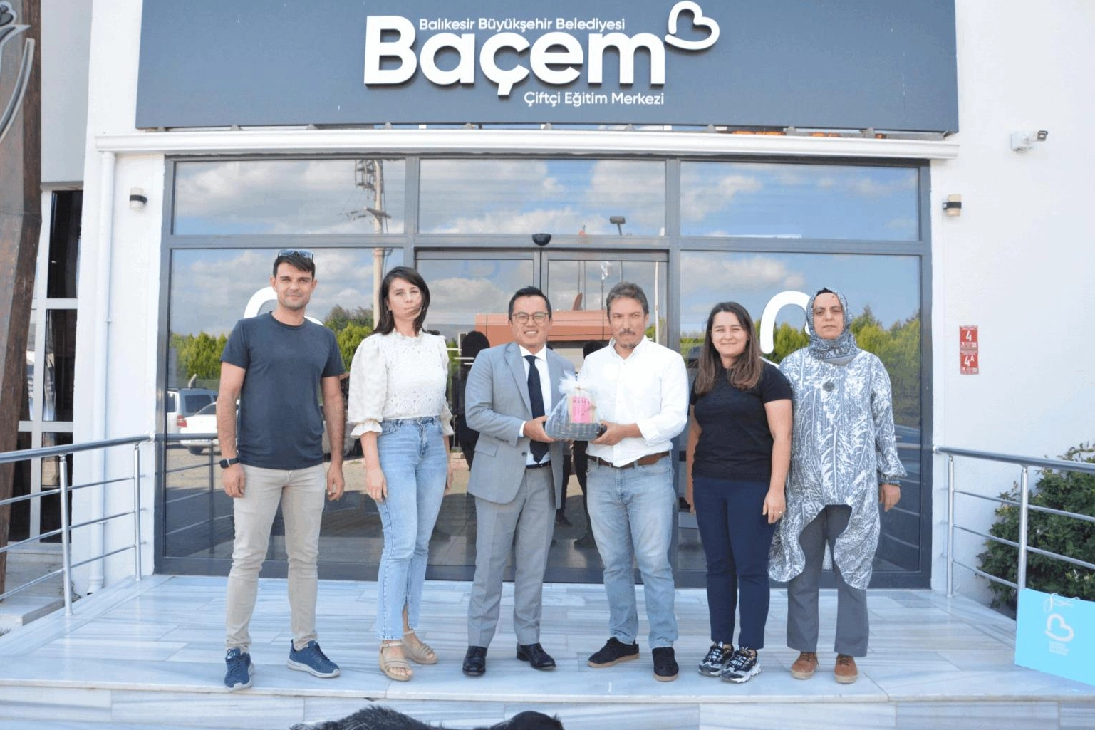 Hindistan Başkonsolosu BAÇEM’i ziyaret etti