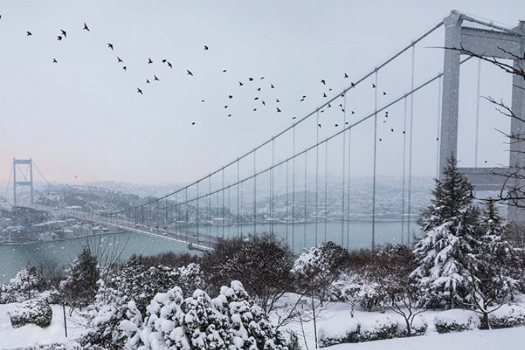 İstanbul alarmda! Kar, soğuk ve fırtına