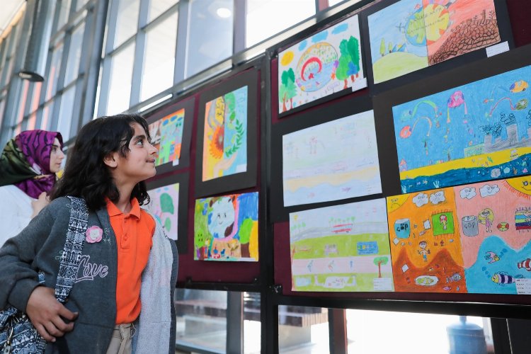 İzmir Aliağa'da 'temiz çevre' resimleri ödüllendirildi