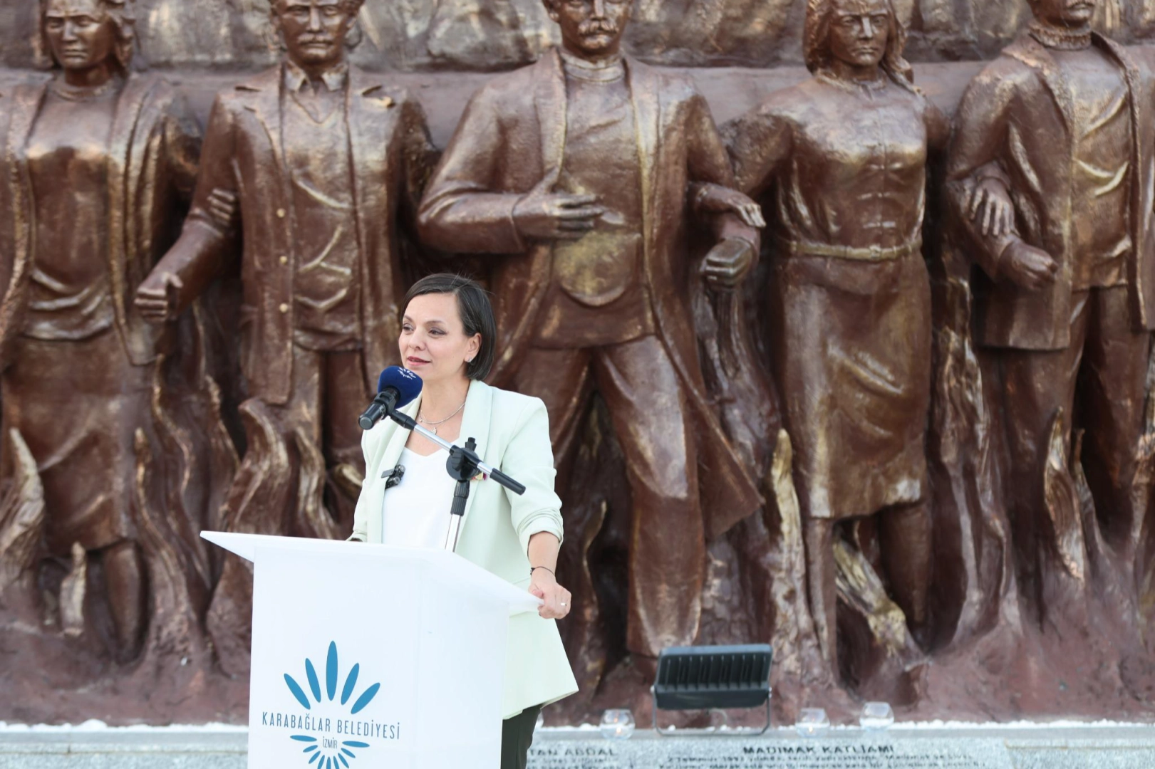 İzmir Karabağlar’da Madımak şehitleri anıldı