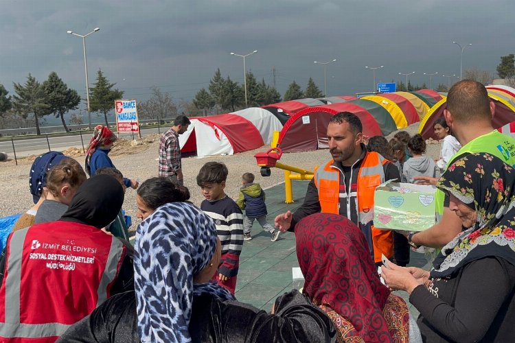 İzmit'in Kahramanmaraş'taki 'çadırkent'inde yaşam başladı