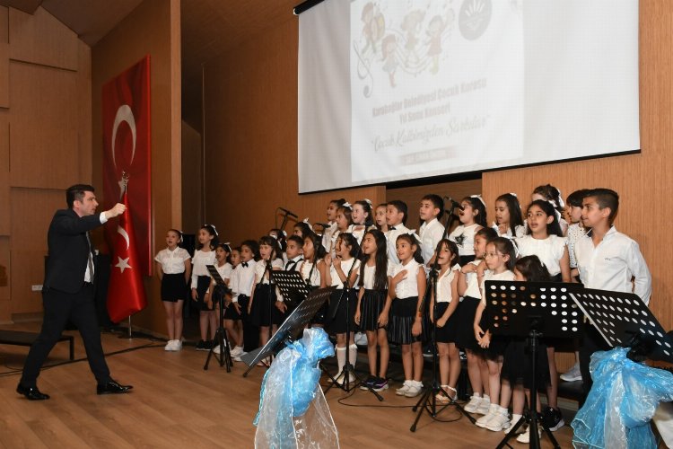 Karabağlar'da Çocuk Korosu'ndan ilk konser