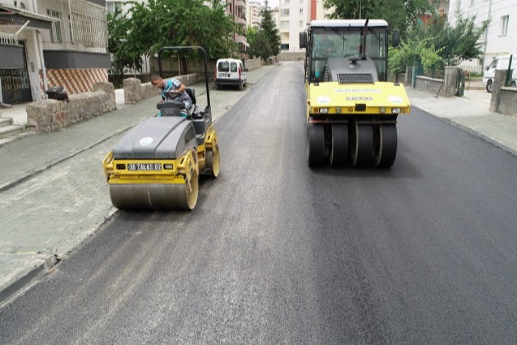 Kayseri Talas'ta camiye modern görünüm