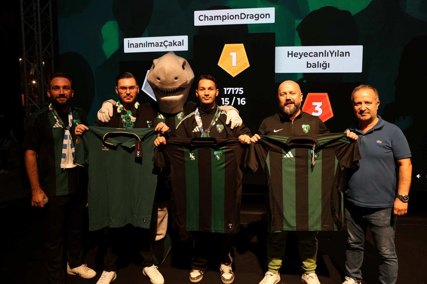 Kitap Fuarı, Kocaelispor forması kazandırıyor
