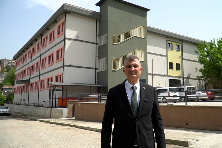 Kocaeli Gölcük'te atıl iş merkezi eğitime dönüştü