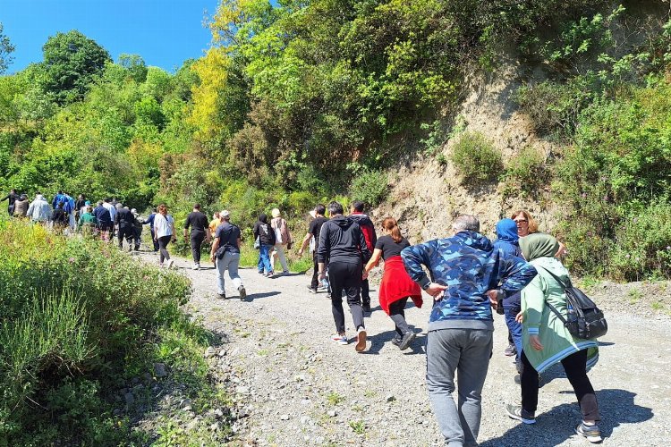 Kocaeli Gölcük’teki doğa yürüyüşünde buluştu