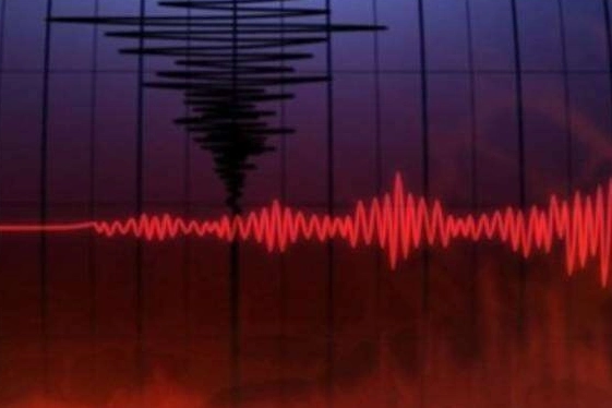 Kütahya’da deprem ile uyandı
