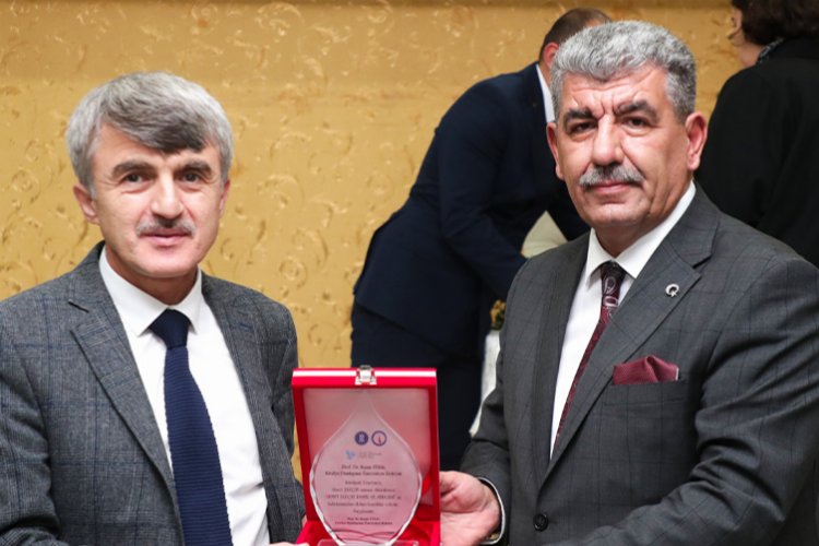 Kütahya'da bilge yönetmen unutulmadı
