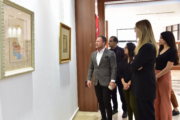 Manisa'da tezhip ve minyatür sergisi ilgi gördü