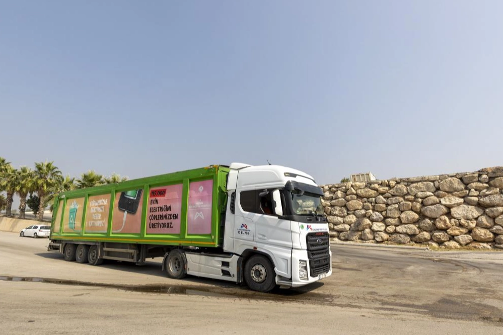 Mersin'de katı atıklar verimli ve sürdürülebilir şekilde taşınıyor