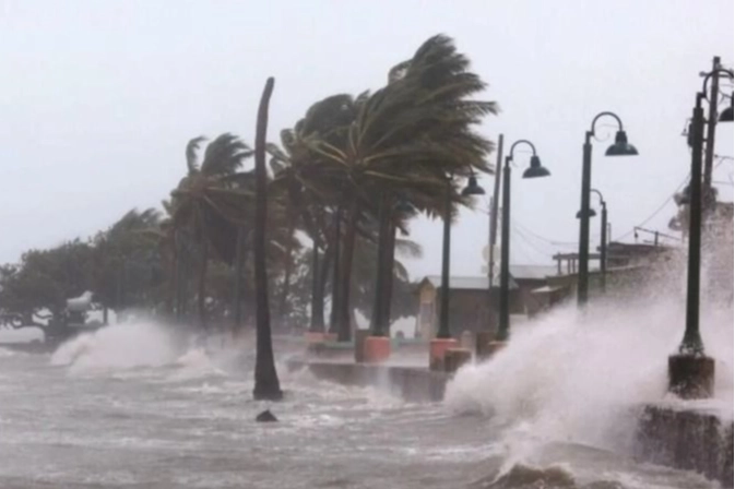 Meteoroloji’den kuvvetli rüzgar uyarısı! İç ve batı kesimlerde bulutlu hava