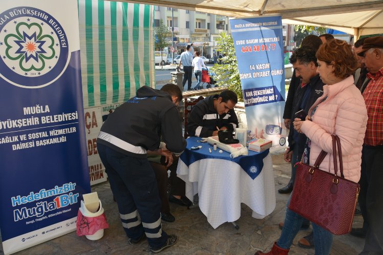 Muğla Büyükşehir'den ücretsiz şeker ölçümü