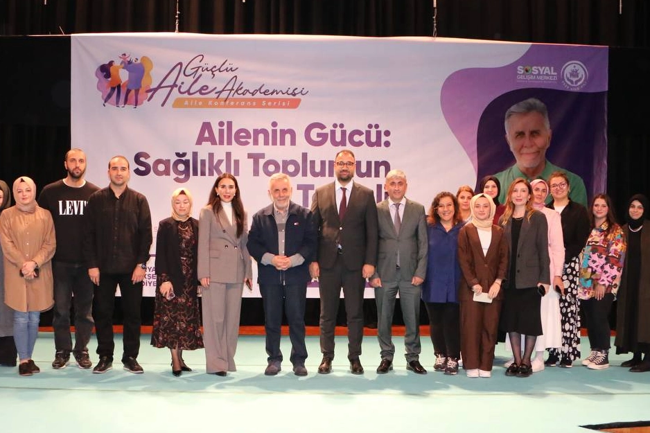 Sakarya'da 'Güçlü Aile Akademisi' başladı