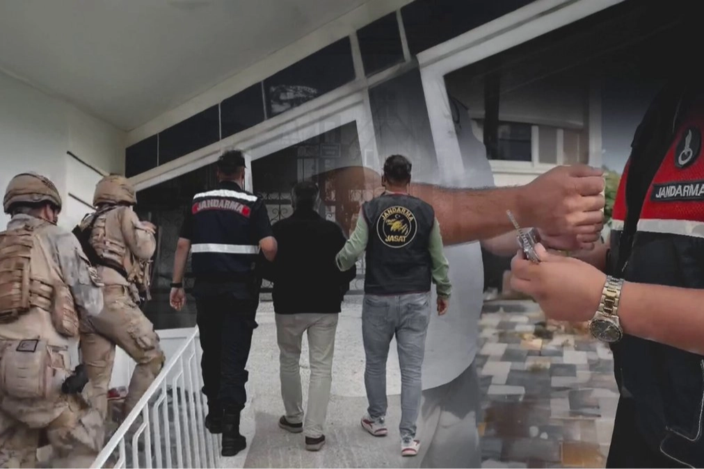 30 ilde FETÖ operasyonu: 91 gözaltı!