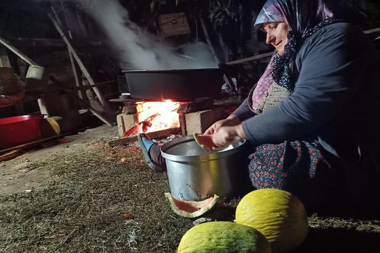 30 yıl sonra kazanlar 'karpuz pekmezi' için kaynıyor