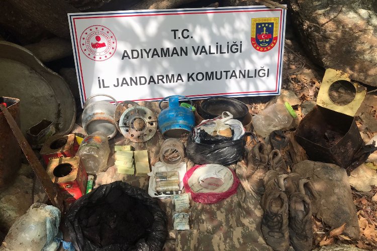 Adıyaman'da toprağa gömülü yaşam malzemeleri ele geçirildi