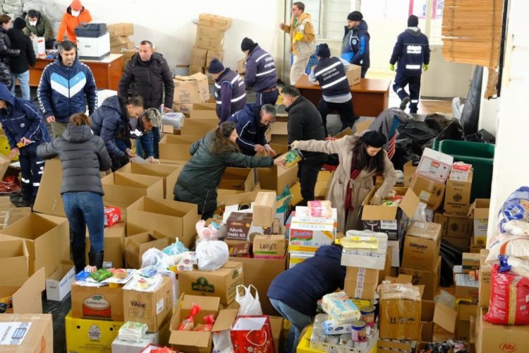 Afet bölgesine Eskişehir'den yoğun destek