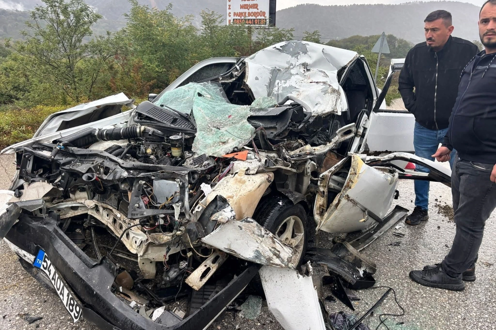 Akçakoca-Düzce yolunda feci kaza: 1 ağır yaralı