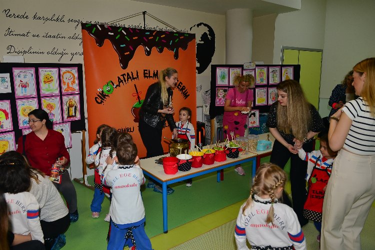 Annelerle çocukların eğlenceli buluşması