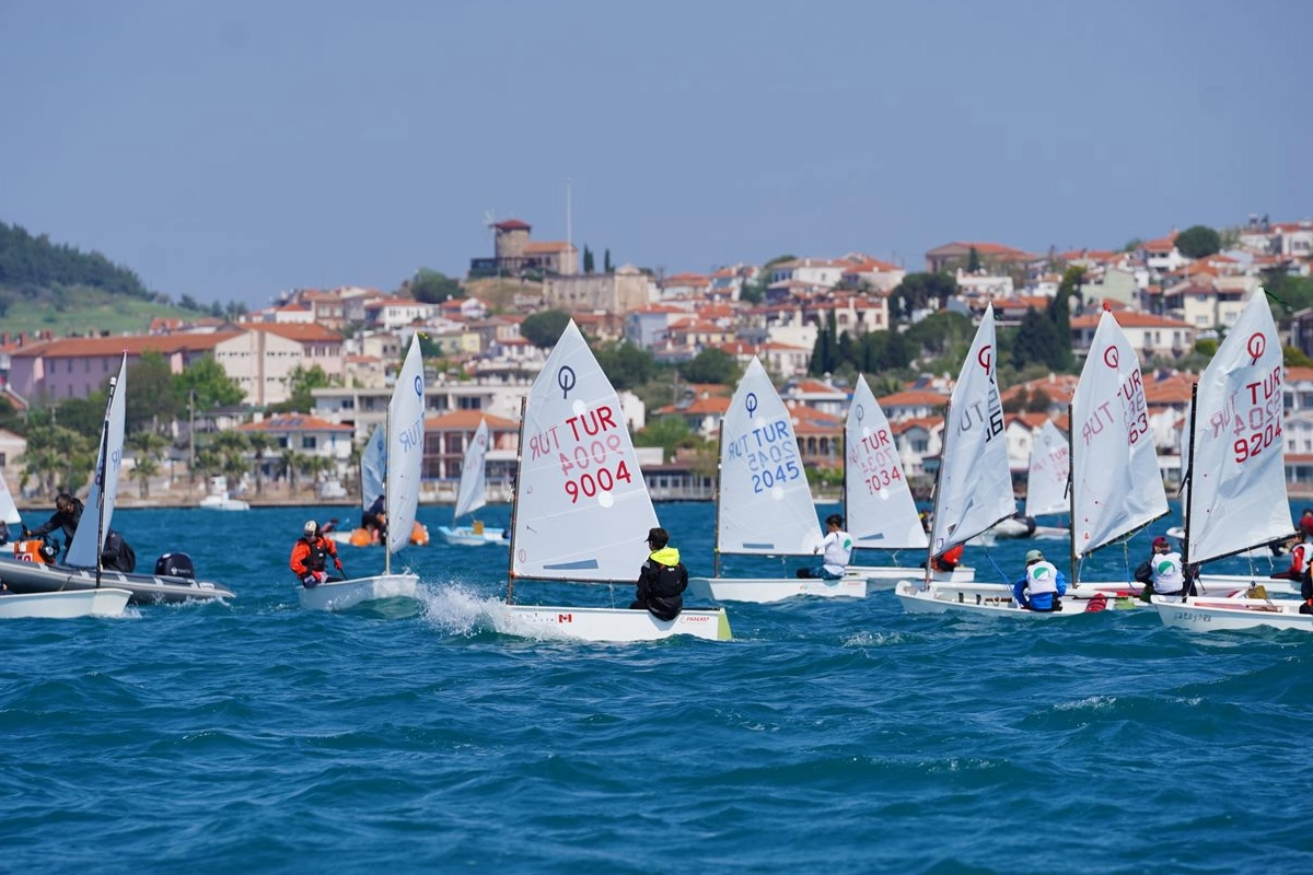 Ayvalık TYF yelken ligi 3. Ayak Yarışları’na ev sahipliği yapıyor