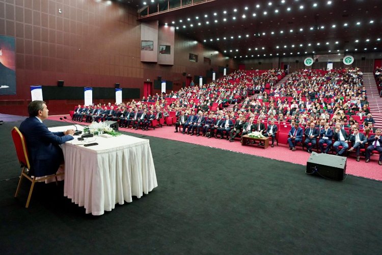 Bakan Tekin'den Adana'da eğitimsel toplantı