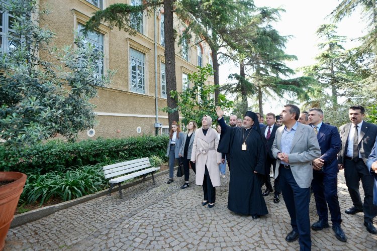 Bakan Tekin'den Ruhban Okulu'na ziyaret