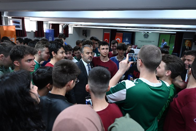 Başkan Aktaş liselilerle 'mesleki' tecrübe paylaştı