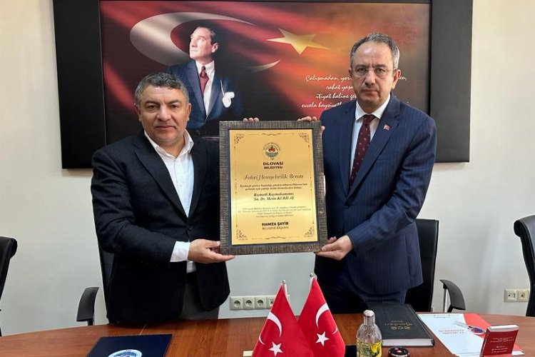 Başkan Şayir’den Kaymakam Kubilay’a 'fahri' berat