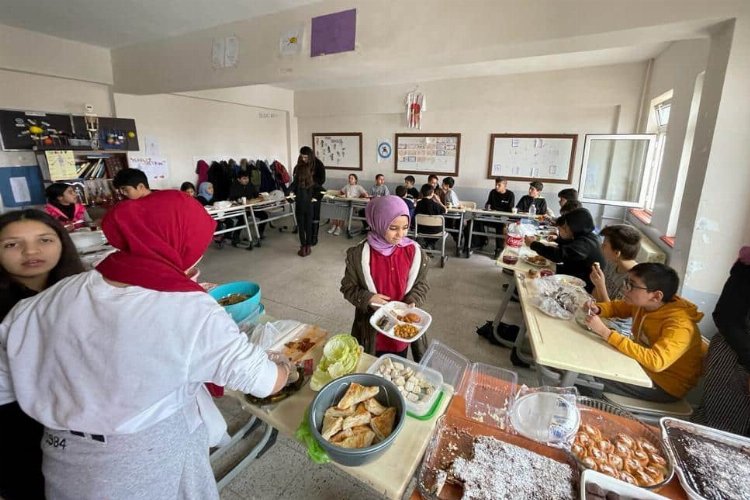 Bilecik Pazaryeri'nde öğrenciler kardeşlik bağlarını güçlendirdi