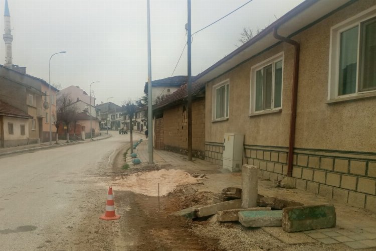 Bilecik Pazaryeri'nde üst yapı çalışmaları başladı