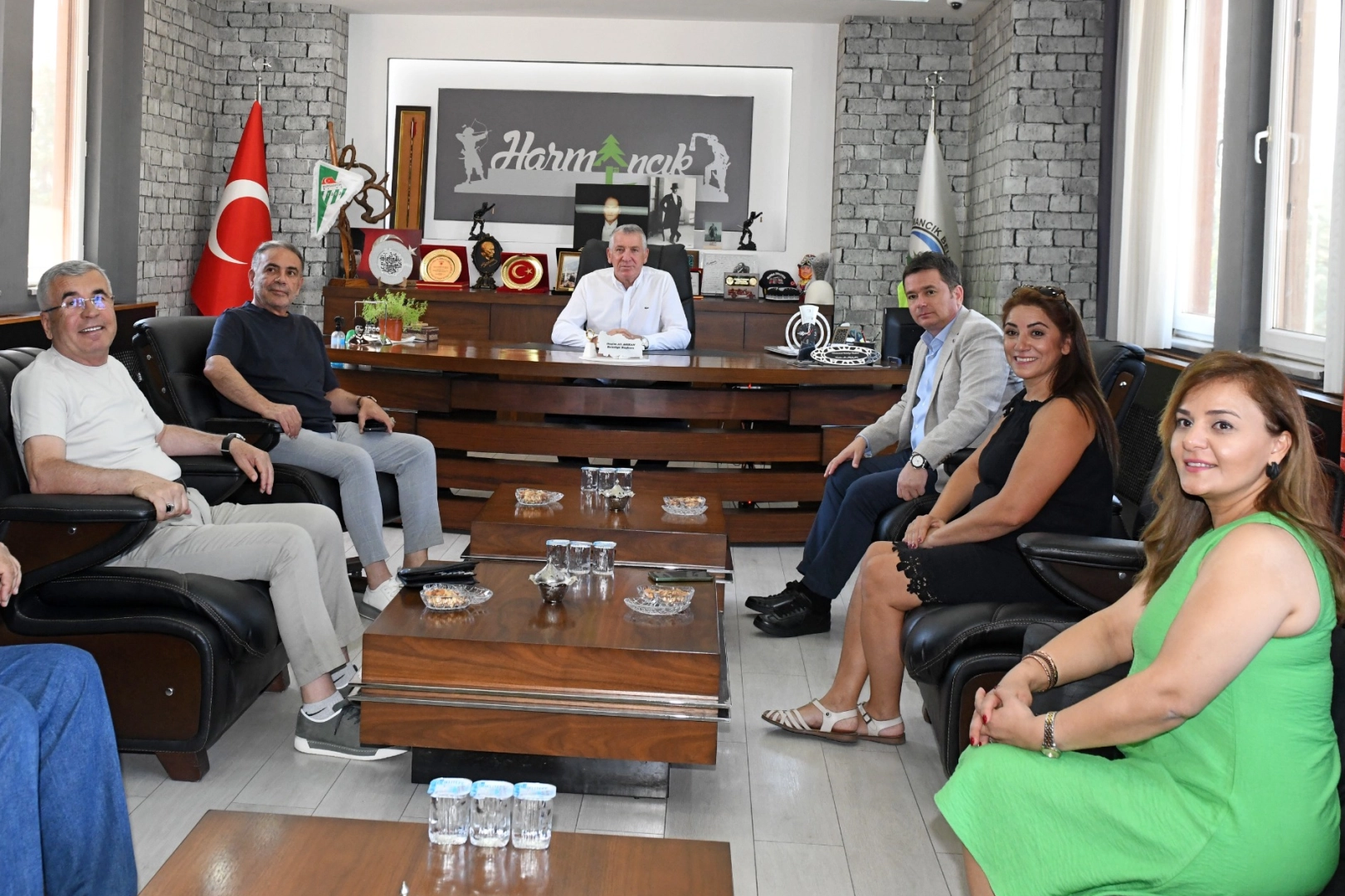 Bursa'da Başkan Aydın’dan Harmancık'a 'geçmiş olsun' ziyareti