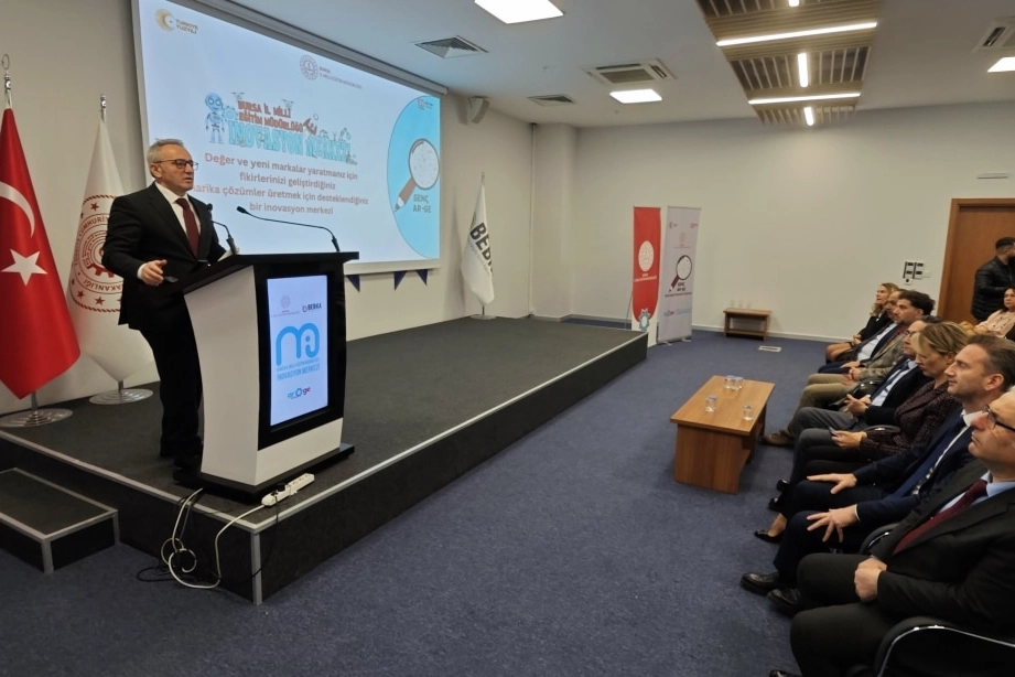 Bursa'da "Genç Ar-Ge İnovatif Düşünce Akademisi" programı