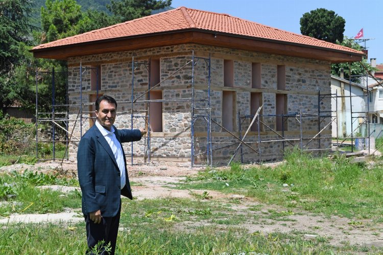 Bursa'da tarihi Filiboz Mescidi gün yüzüne çıkıyor